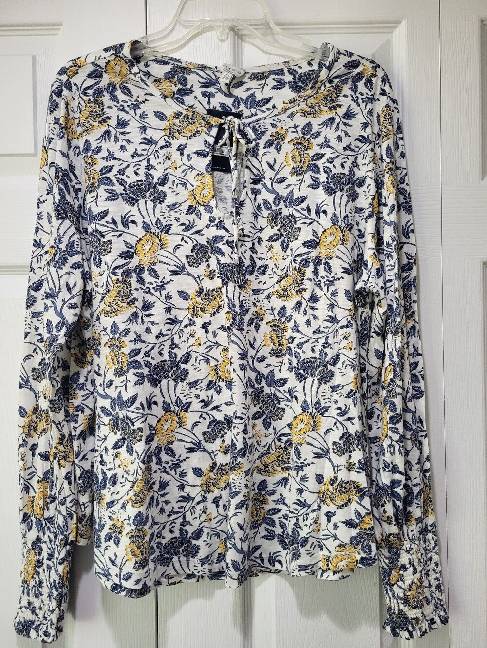 Lucky Brand White Floral Tie-Neck Long Sleeve Top, Size L